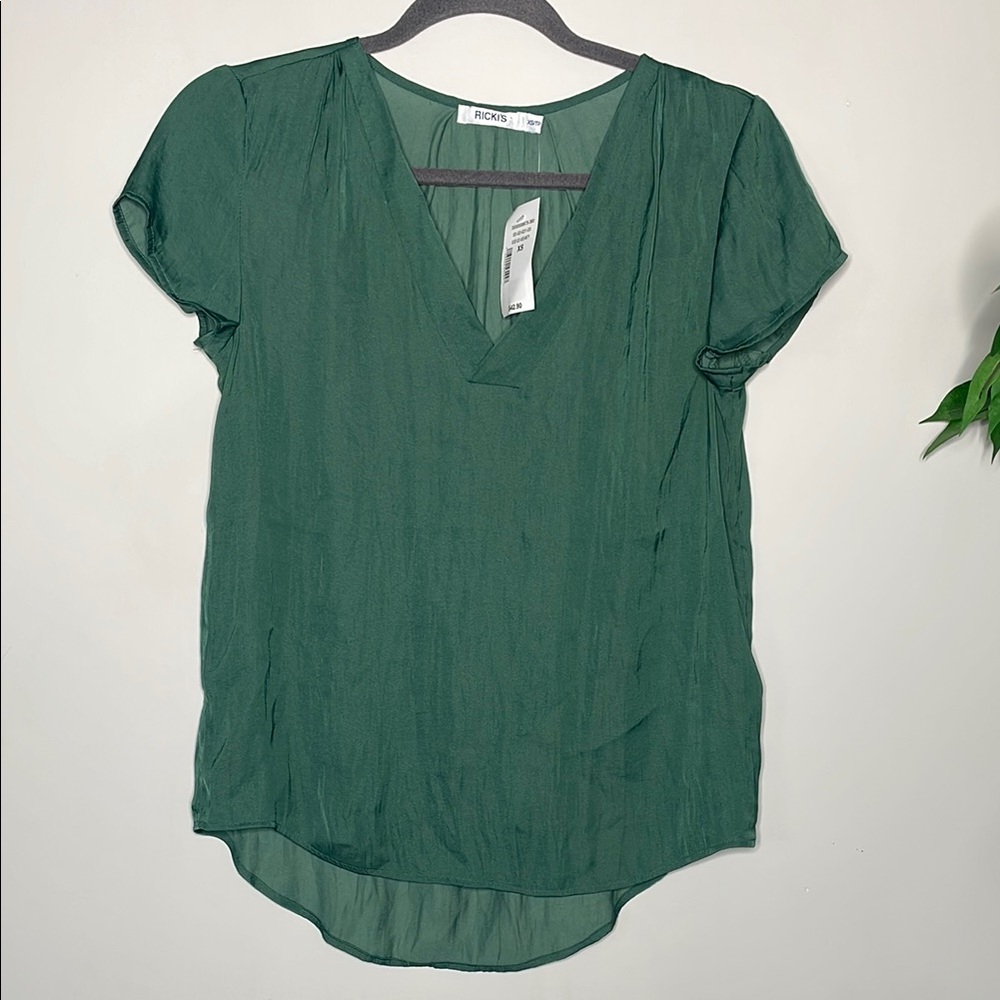 Ricki’s Green Flutter Sleeve Blouse
